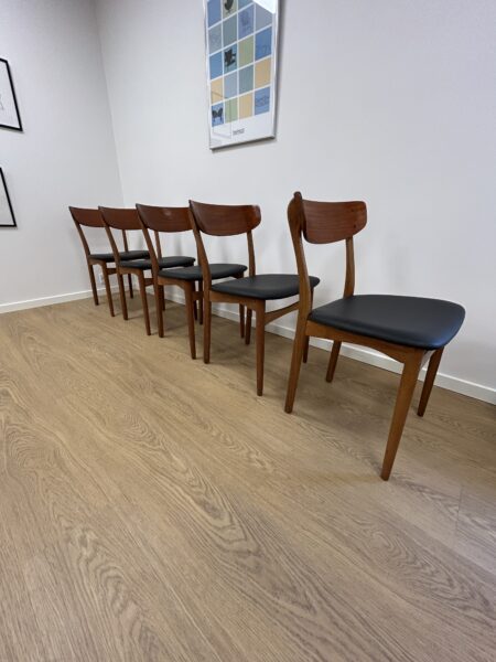 Spisestole med teak ryg og eg stel,- S. Larsen's Møbelfabrik - Image 8
