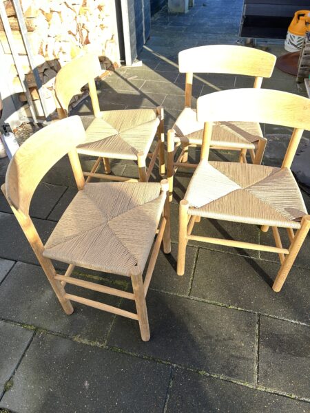 Folkestole J 39 i Eg, Designet af Børge Mogensen. - Image 11