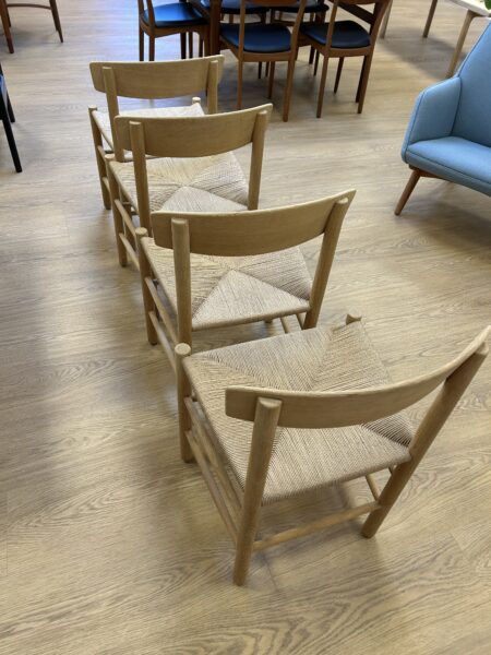 Folkestole J 39 i Eg, Designet af Børge Mogensen. - Image 8