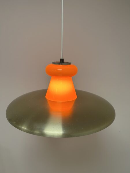 Retro Pendel i orange med champagnefarvet metalskærm, Design Gunnar Ander for Lindshammar. - Image 5