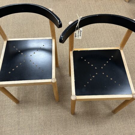 Spisestole fra Hyllinge Møbelfabrik