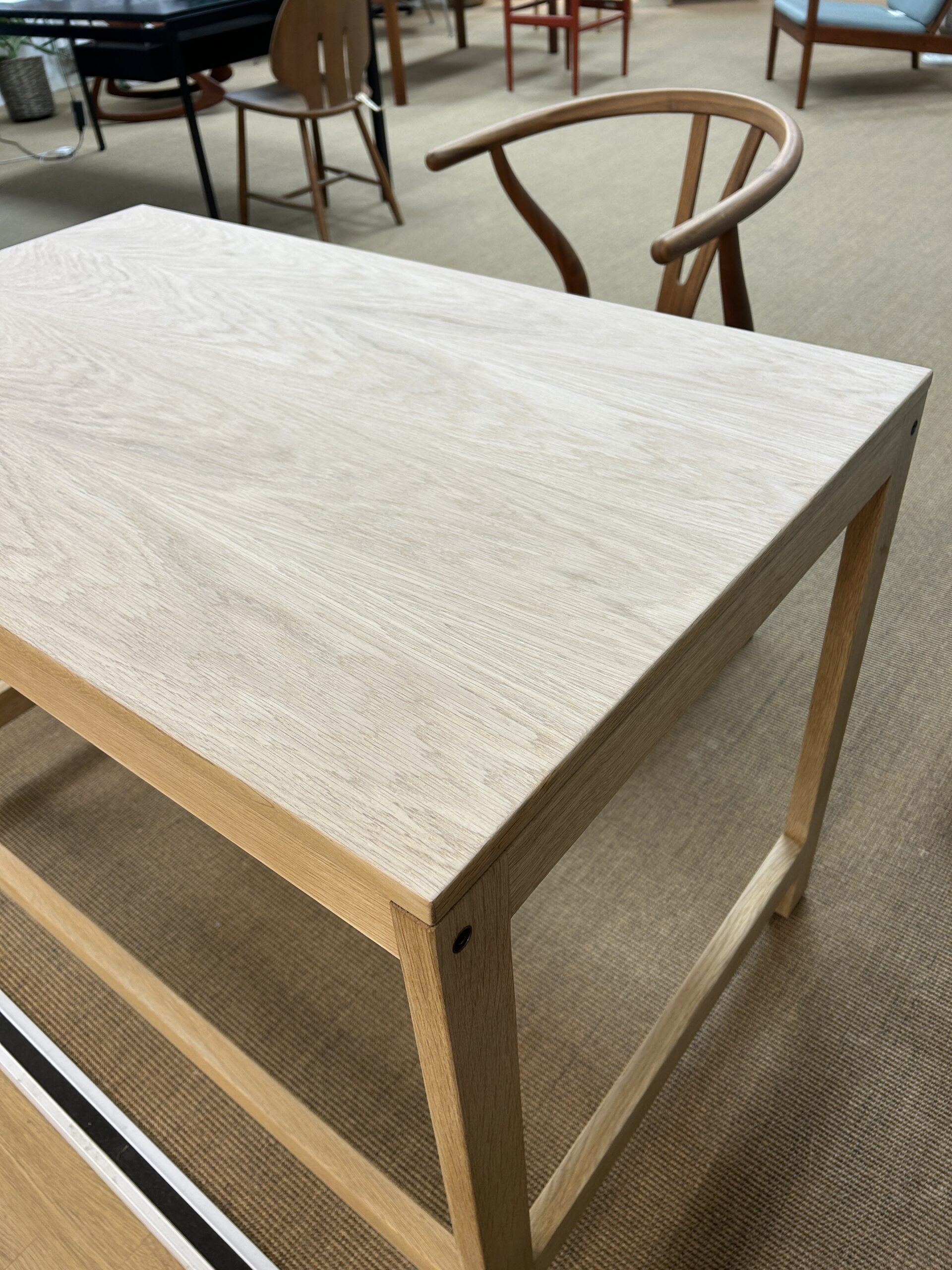 Lille lækkert skrivebord i Eg. - Billede 5