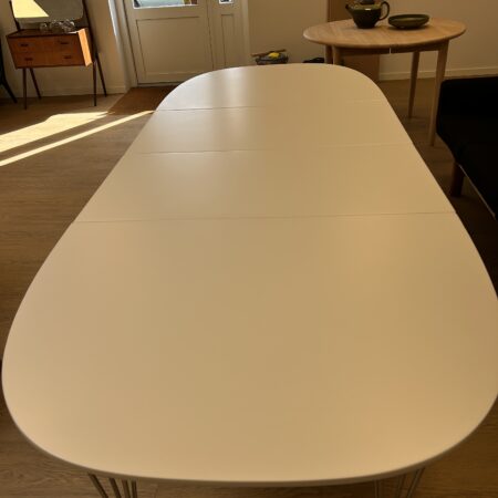 Piet Hein Super Elipse Spisebord (1)